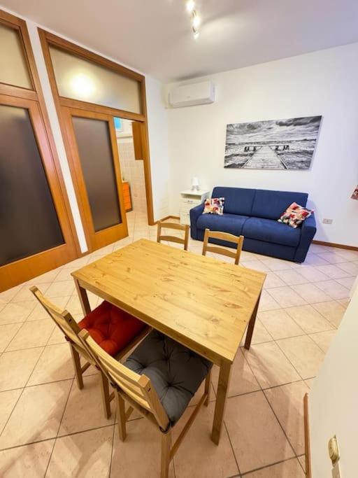 Apartamento Il Nido Di Silvia A Due Passi Dal Teatro Rossini Pésaro Exterior foto