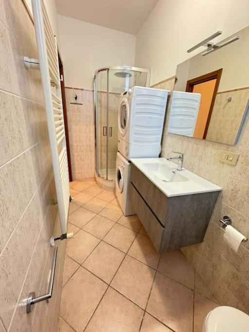 Apartamento Il Nido Di Silvia A Due Passi Dal Teatro Rossini Pésaro Exterior foto
