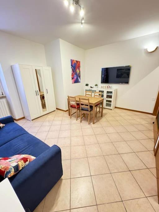 Apartamento Il Nido Di Silvia A Due Passi Dal Teatro Rossini Pésaro Exterior foto